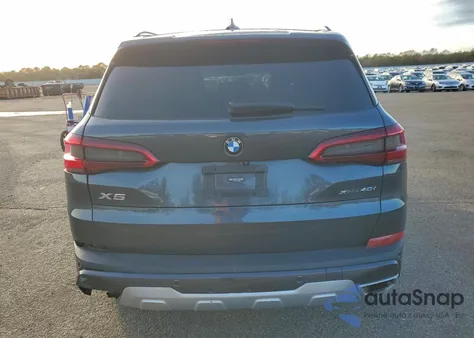 2020 BMW X5 xDrive40I z USA, uszkodzony, nr VIN 5UXCR6C00L9C05904